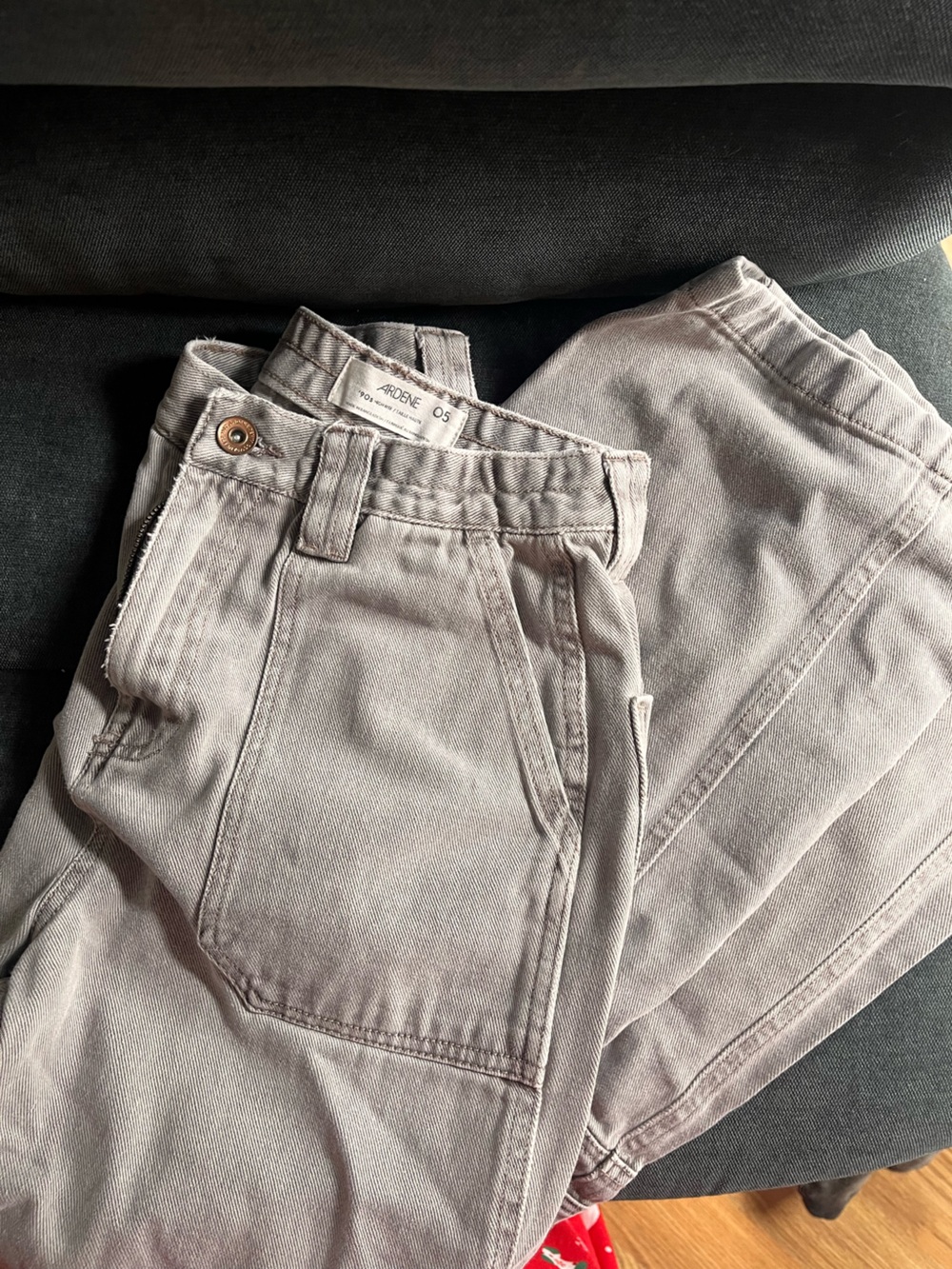 90s high rise cargo jeans